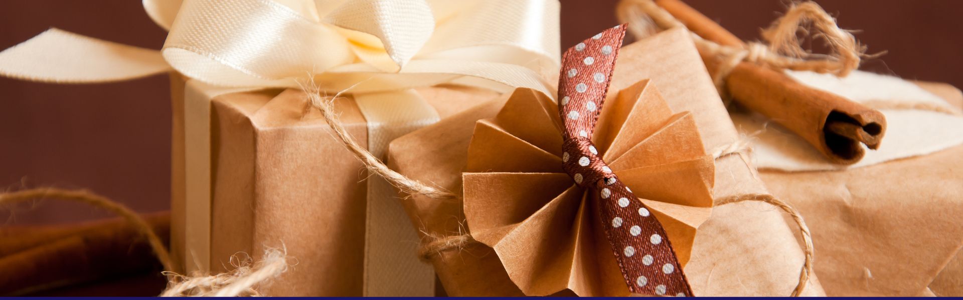 Gifts Listing Category Adeventor Event Souvenirs, Invitation and Gifts Gift