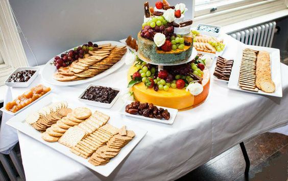 DIY wedding table catering