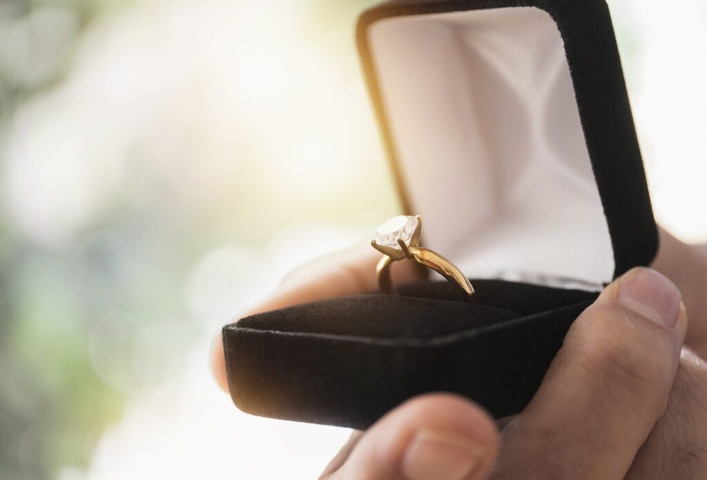 Wedding proposal ring 
